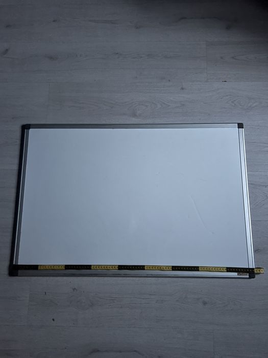 tablă magnetică albă 90x60cm