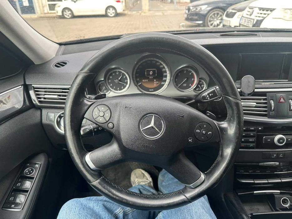 MERCEDES-BENZ E-Class 2012 — imagine 5