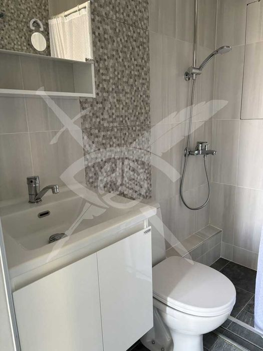 Дава се под наем Едностаен апартамент в София, Център - 38 кв.м за 598.23 € - Снимка #4