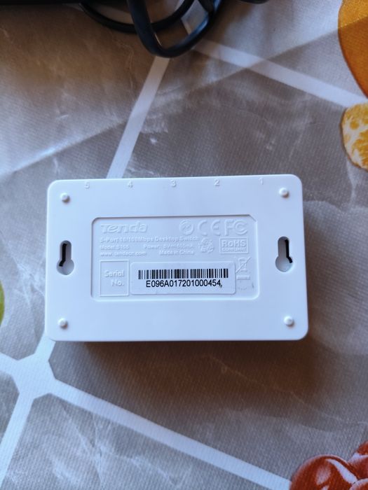 Switch tenda 5 porturi