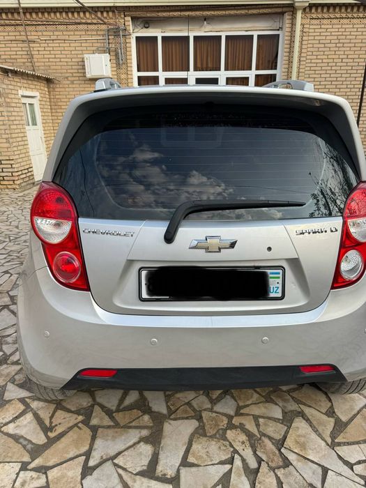 Спарк сотилади 2013 йил 3 позиция