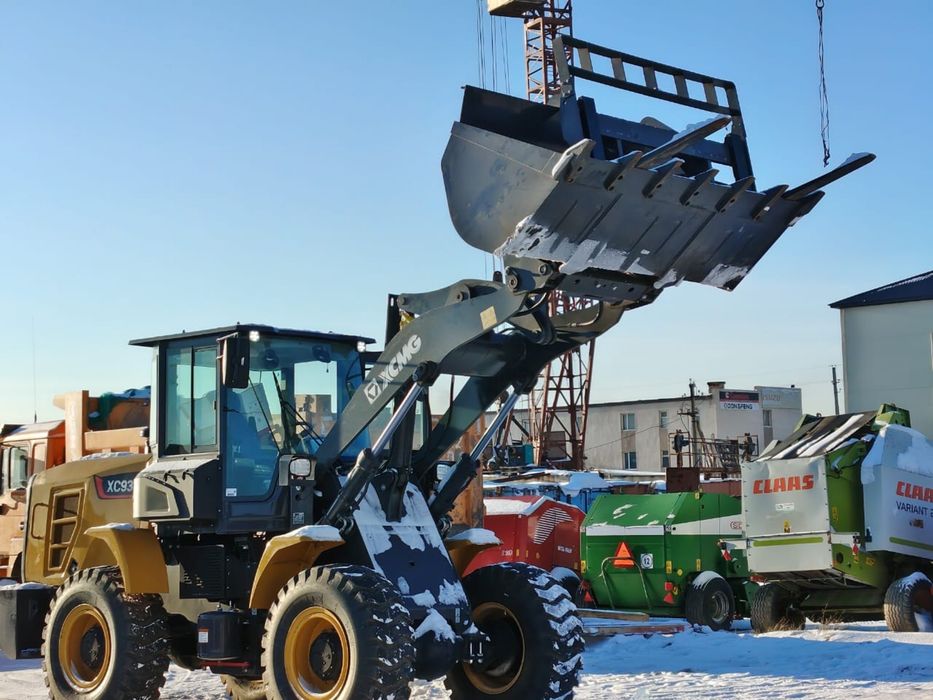 Погрузчик свободный 2 кубов