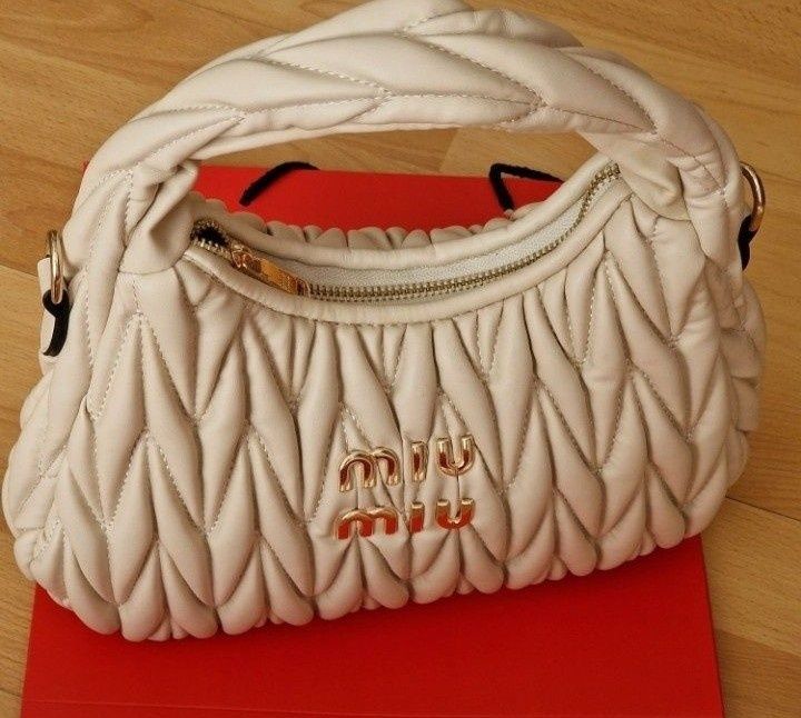 Geanta damă,new collection,culoare nude,curea detasabila, saculet