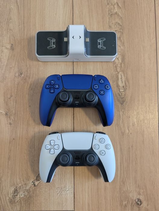 Sony PS5 Disk 1TB + 2 manete