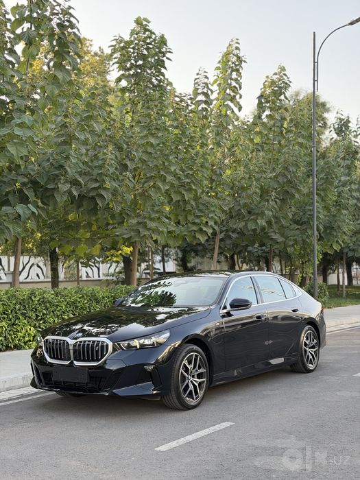 Bmw i5 35L 2025й 10минг юрган. Тозза