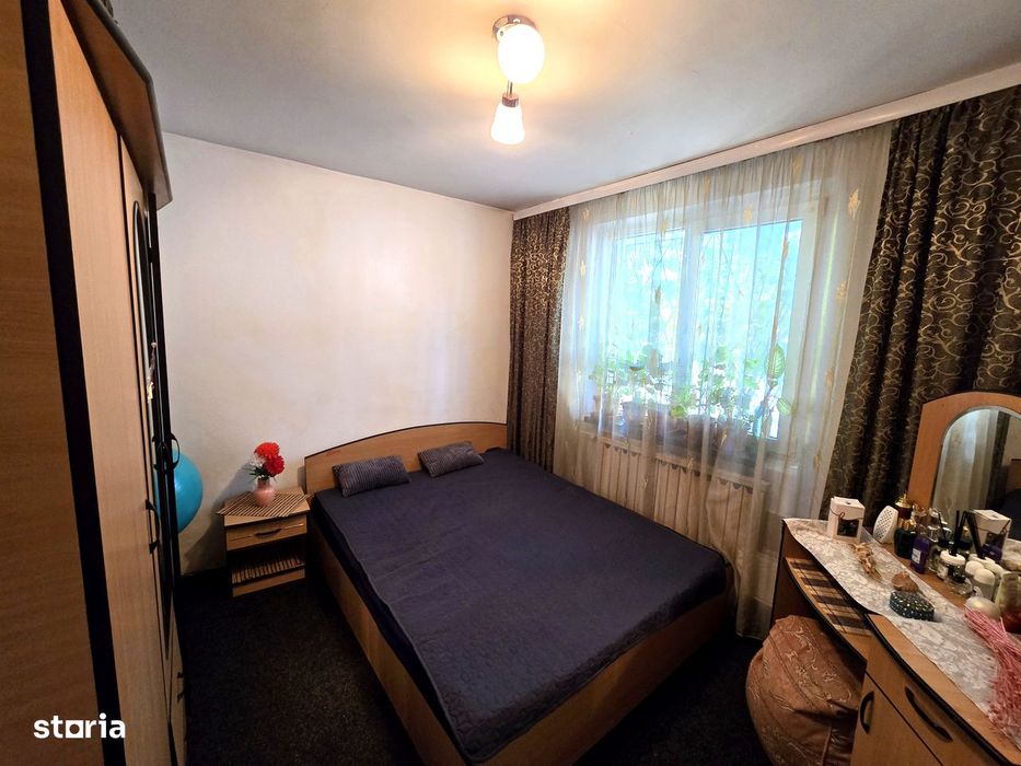 Apartament 3 camere decomandat Soseaua Salaj Petre Paun 2 bai 66.11 mp