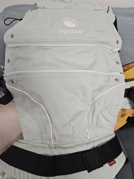 Vând Marsupiu bebe Manduca
