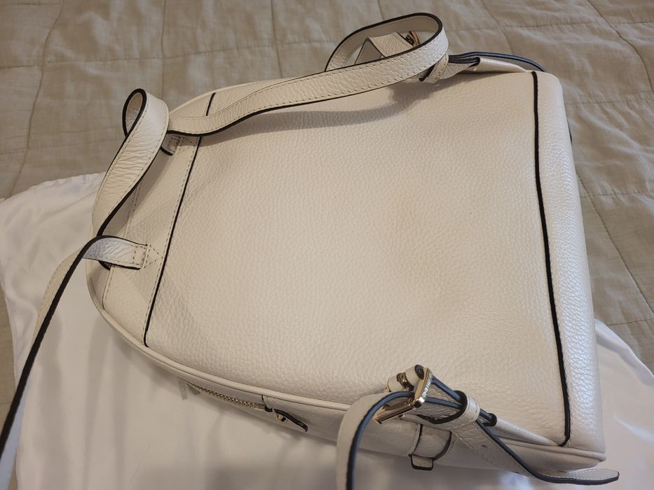 Кожена раница Michael Kors