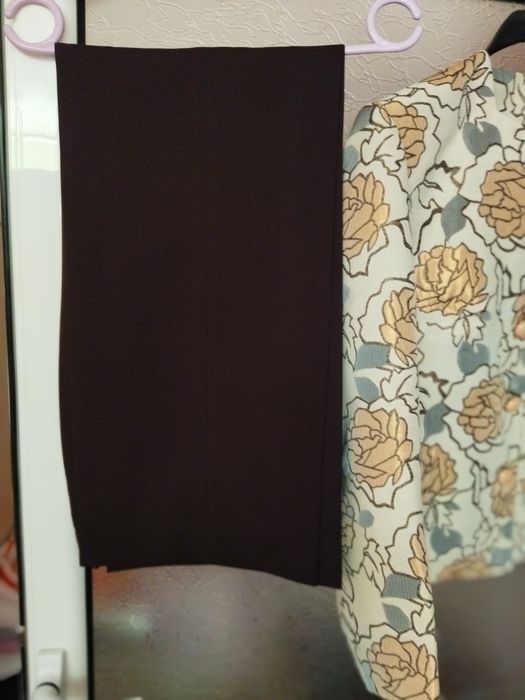 Дамски костюм нов