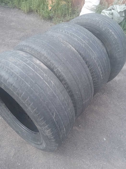 Bridgestone 265/65/R17
