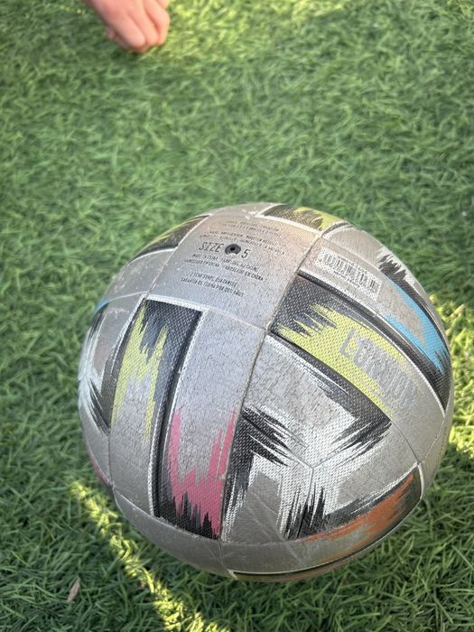 Продам мяч.