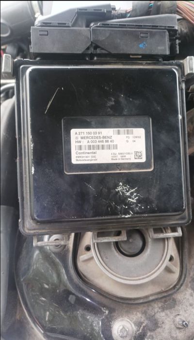 Эбу Mercedes w212 e200 cgi