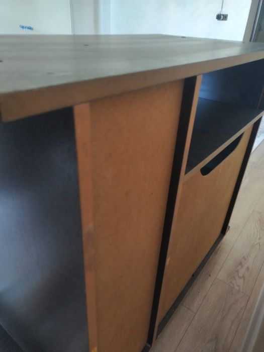 Тумбочка для телевизора