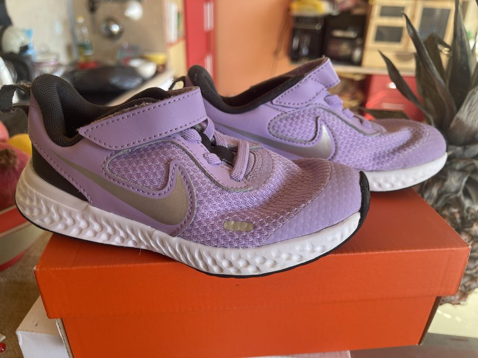 Детски маратонки Nike 28