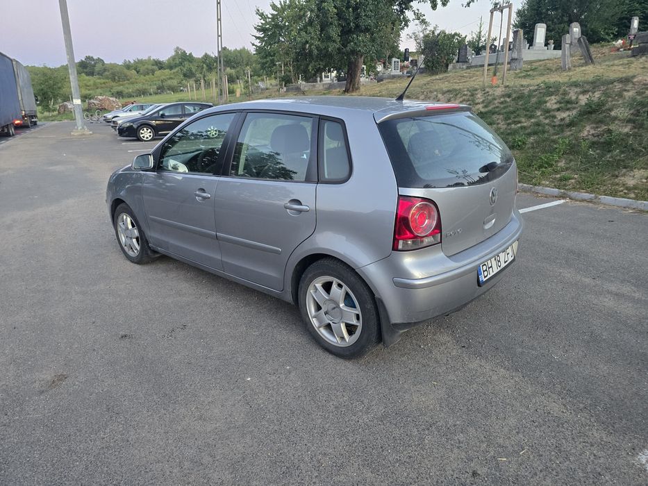 VOLKSWAGEN Polo 2009 — imagine 4