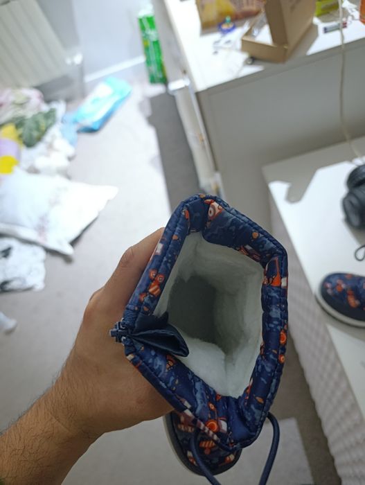 Детские сапоги новые (размер 27)