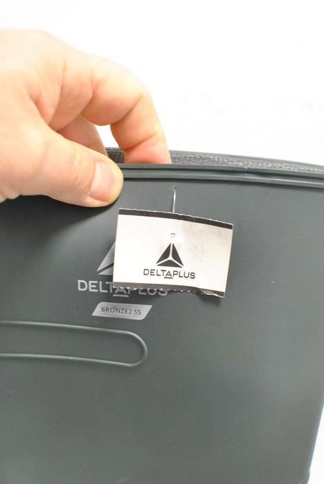 Delta Plus cizme de cauciuc  cu protectie metalica mas 41  (3690E22)