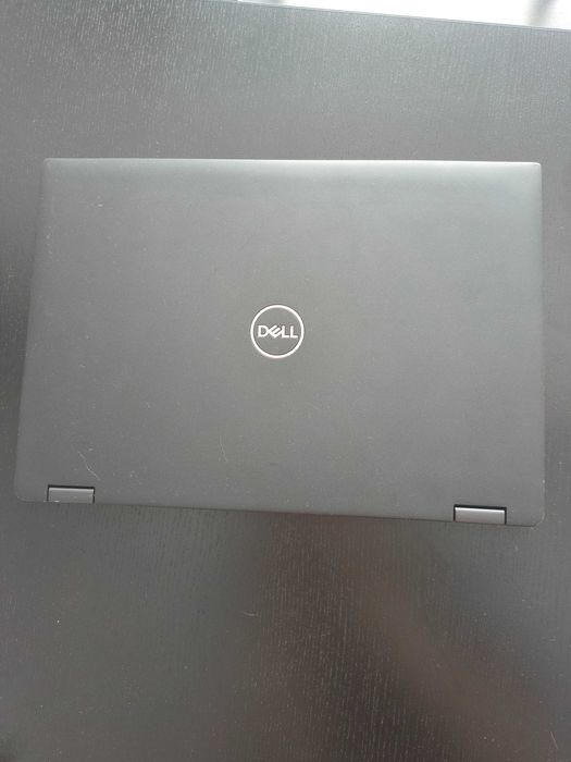 Vând Laptop Refurbished 2 in 1 + husă