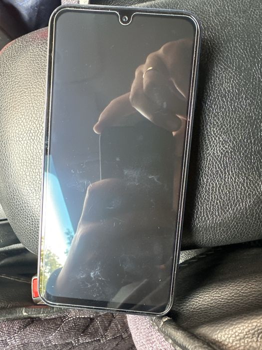 Samsung A15 в идеальном состоянии , продам срочно …….