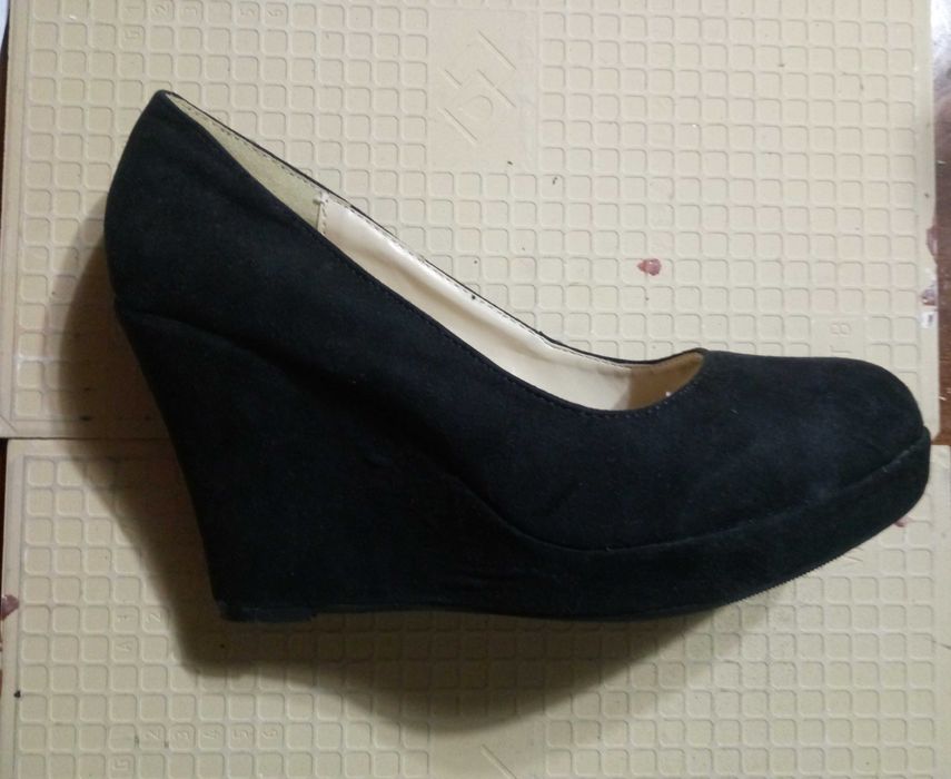 Pantofi cu toc, eleganti