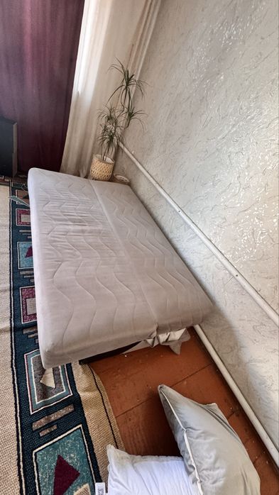 Продам диван в хорошем состояний