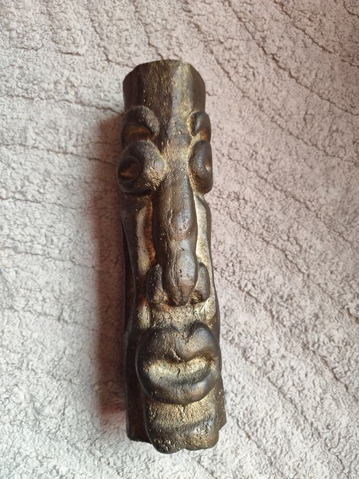 Уникална етно скулптура от масивен бронз