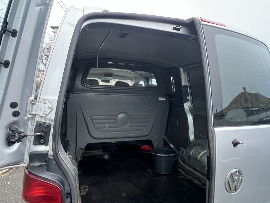 Vw t5 transporter 2.5tdi  131cp Clima 6 locuri mixta  acte valabile