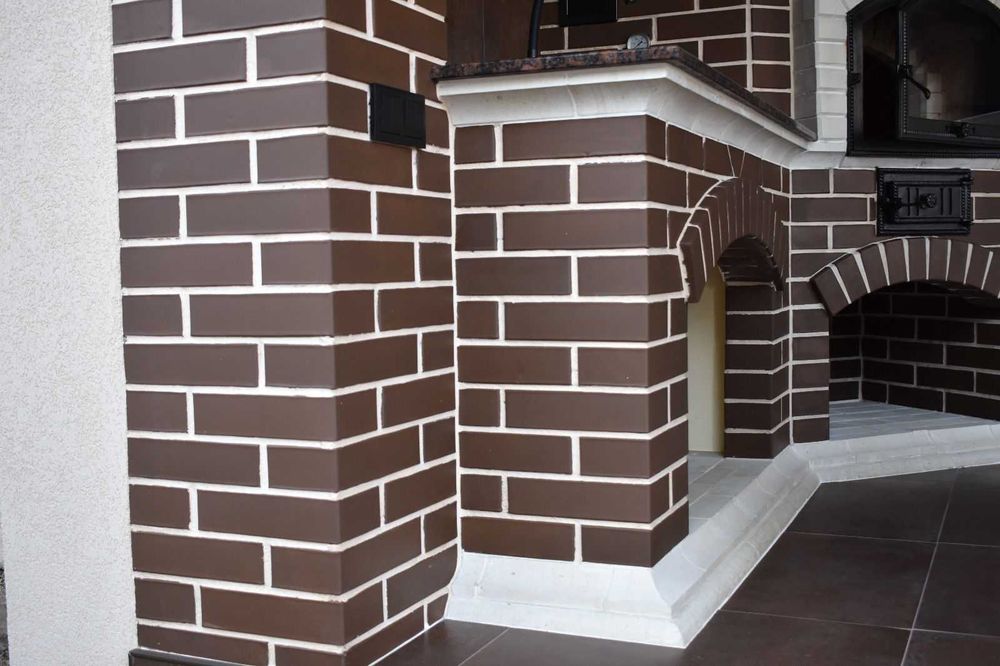 Cărămidă aparenta maro de zidărie - fațade, garduri, zidării aparente