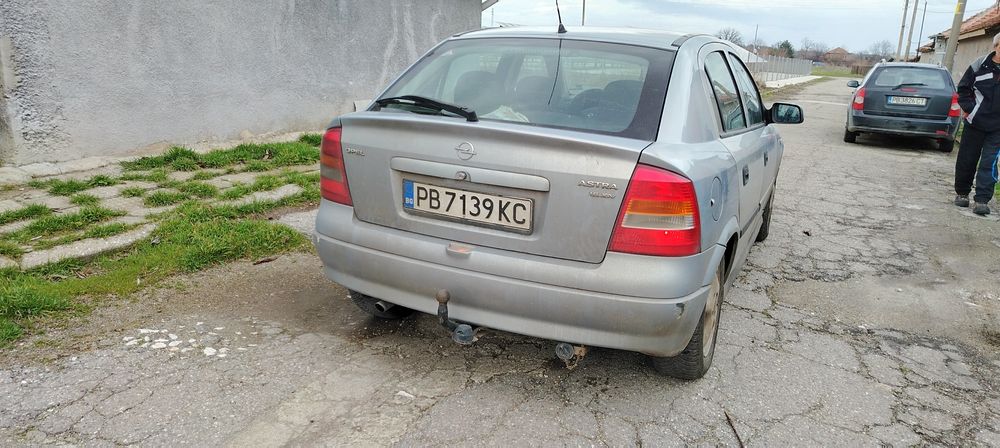 Opel Astra 1.6 бензин газ