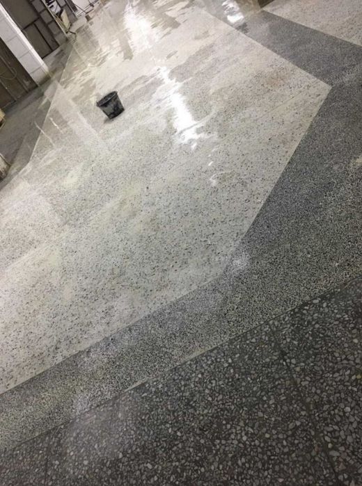 Полемирни полы.залифка шлифок
мазайки и топпинга
мраморное крошки.зали