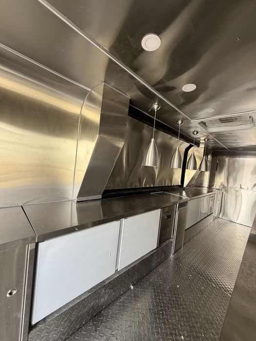 Rulota Comerciala Fast Food Profesionala Street Food Trailer Premium