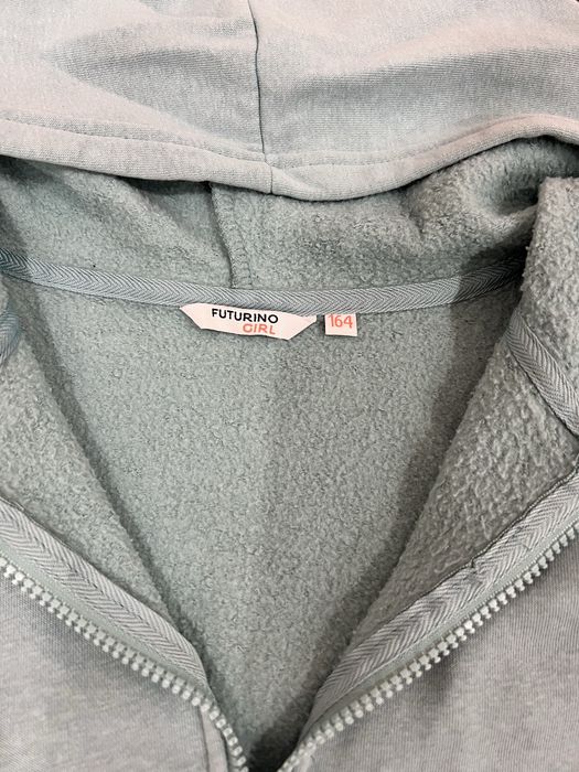 Продам кофту с капюшоном на флисе р.164