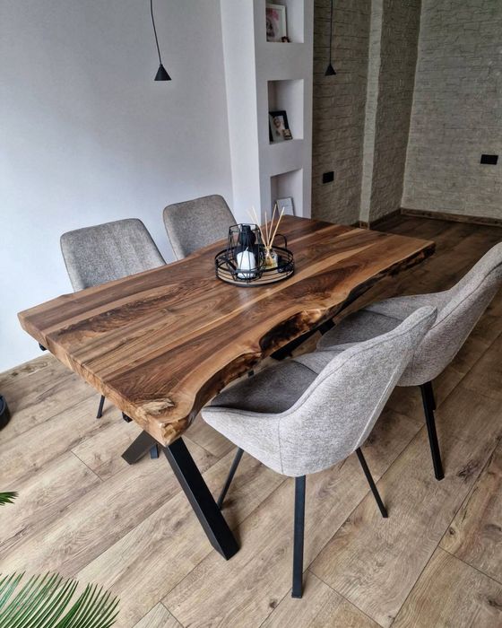 Луксозни мебели от масивно дърво и епоксидна смола