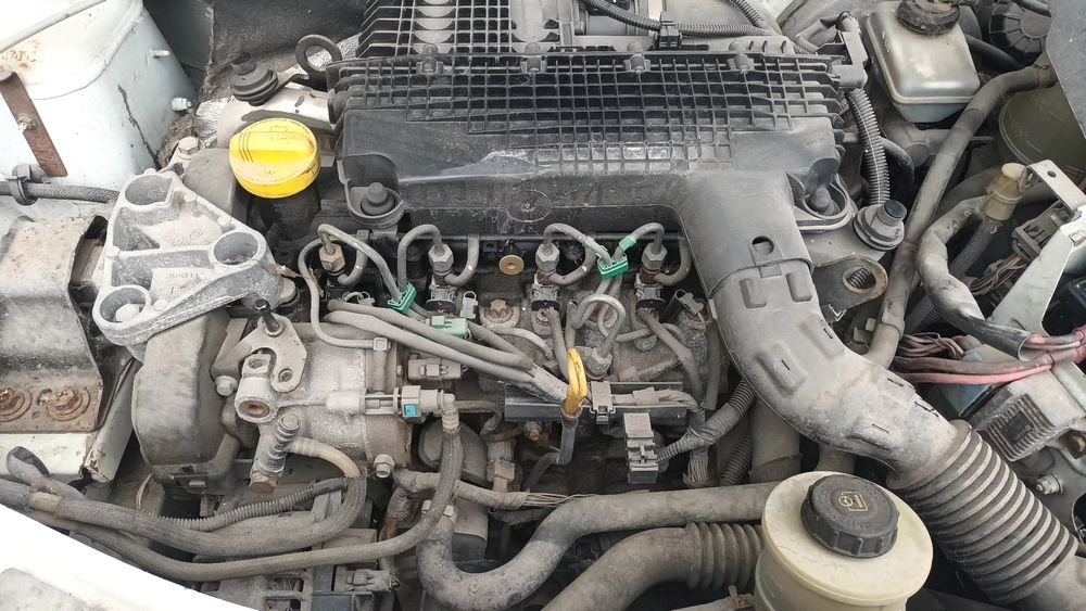 Дачия Логан 1.5dci на части