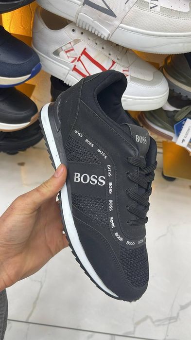 Adidasi bărbați noi