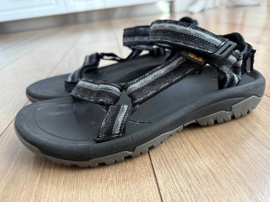 Teva 39 sandale femei