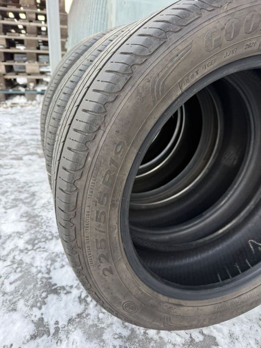 Летние шины Goodyear 225/55/19