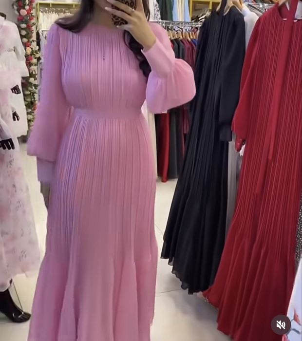 Продам платье новый