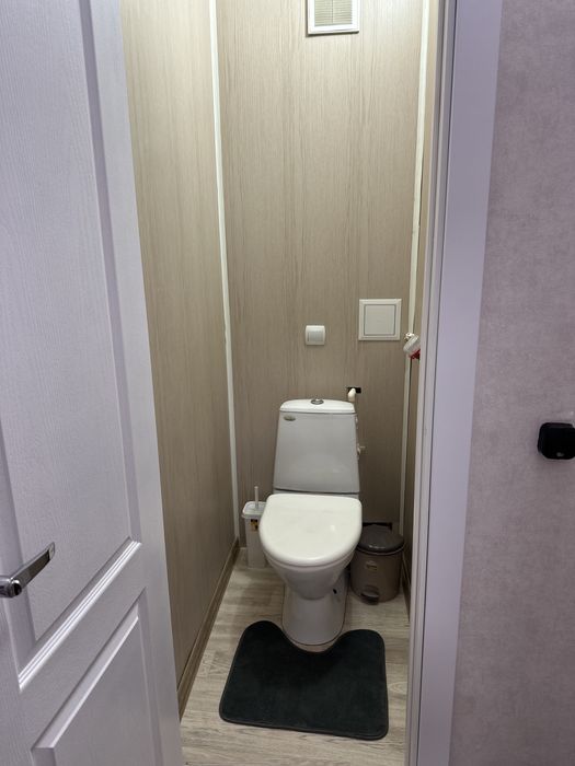 Продается 1 комн кв 10 мкр 12 дом