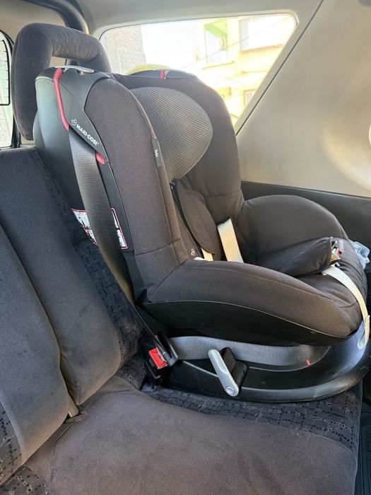 Детско столче за кола Maxi-Cosi Tobi (9–18 кг)