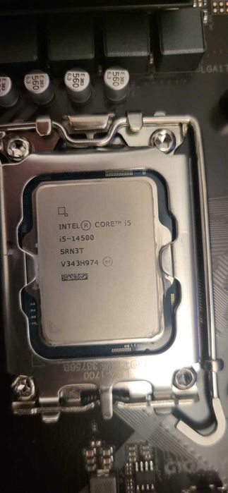 Procesor Intel Core i5-14500, 14 Cores, Socket LGA 1700, Garanție Februarie 2027, Cooler Nou