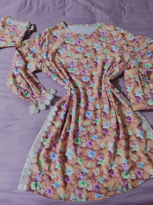 Ayol va qizlarimiz uchun kuzgi koʻylaklar va oyoq kiyimlar Oyoq kiyim