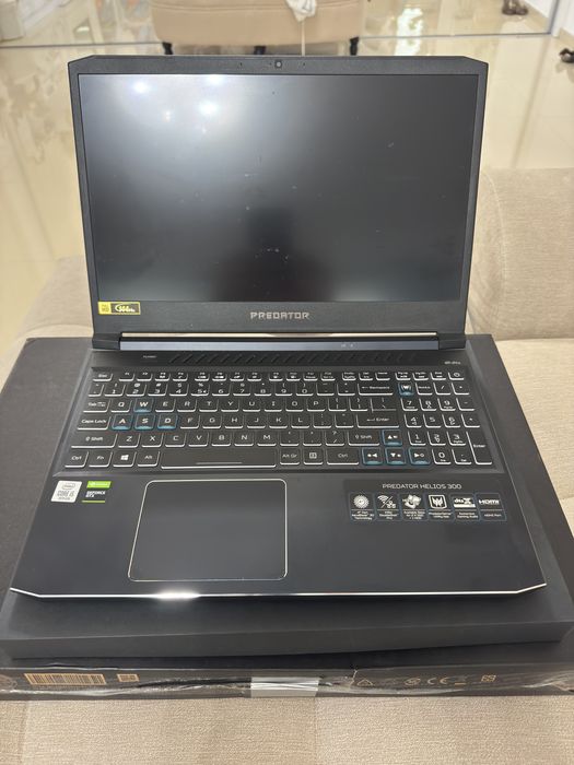 Laptop ACER Predator Helios 300