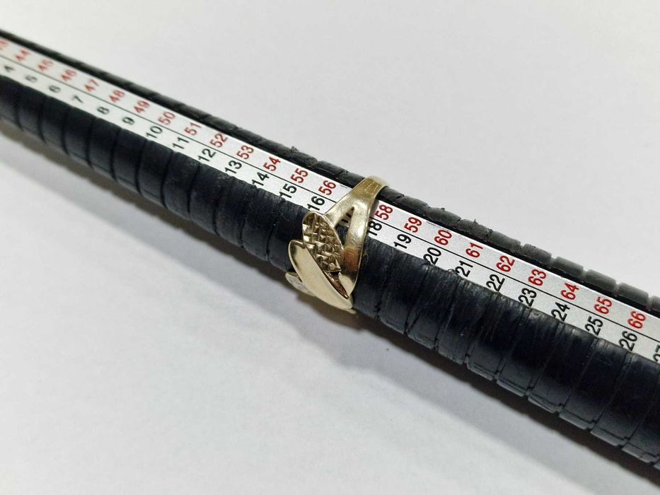 Дамски златен пръстен 14К 585 / 2,12 гр.