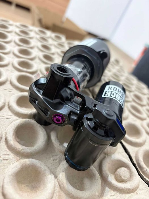 RockShox Vivid Ultimate RC2T Reb25 205x60v201