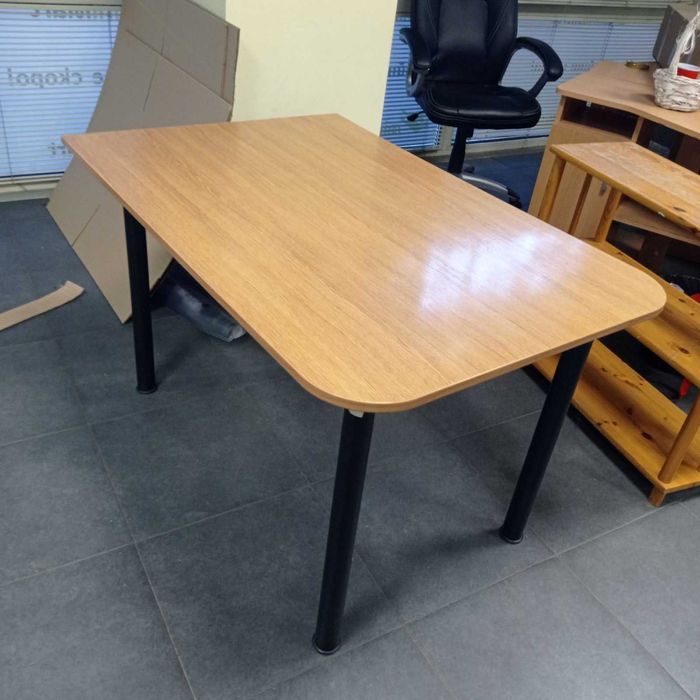 Офис оборудване - бюра, секции, столове