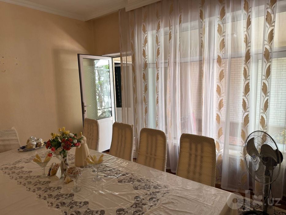 Uchaska sotiladi 2.7 sotx srochno sotiladi