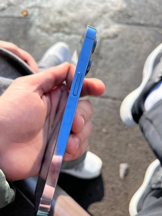 Iphone 13 pro акум 77 без ремонта 128 гб