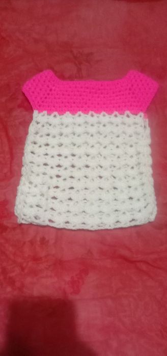 Qo‘lda to‘qilgan kiyim-kechakla bor