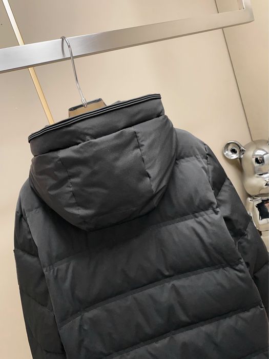 Geaca Fendi , calitate premium , pe comanda , noua , XL